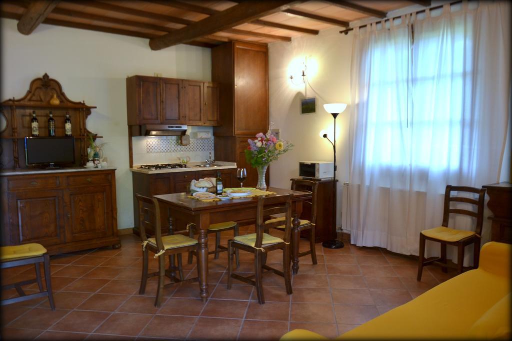 Agriturismo Il Casalone Montepulciano Bagian luar foto